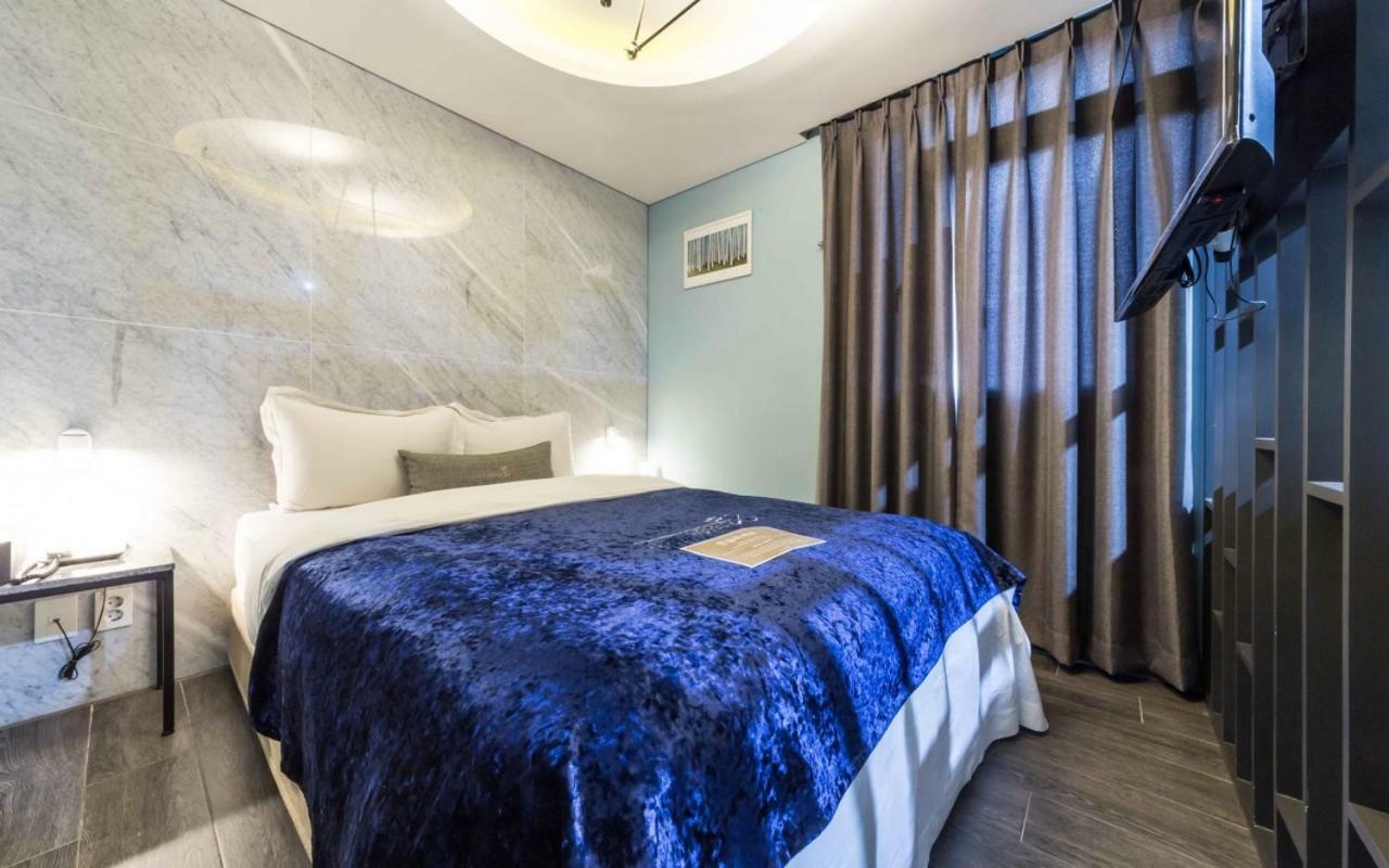 Design Hotel Ddeul& Osan Esterno foto